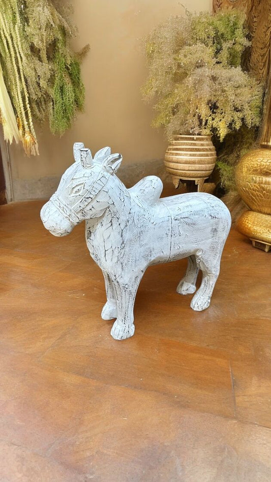 Wooden White Wash Bull