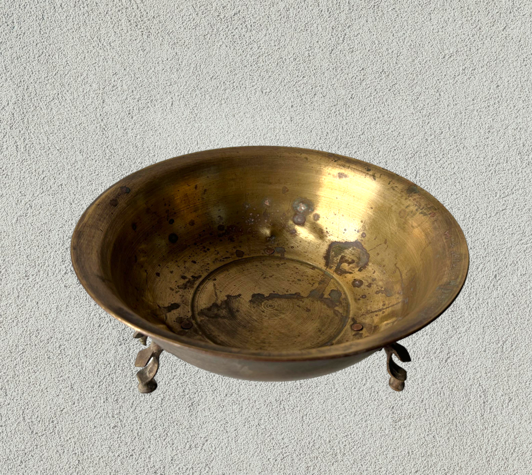 Brass Pot on Stand Urli