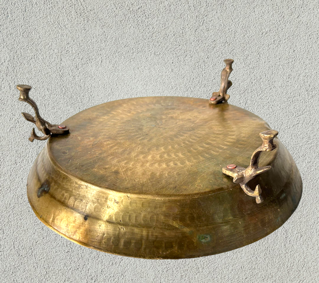 Brass plate on Stand Urli