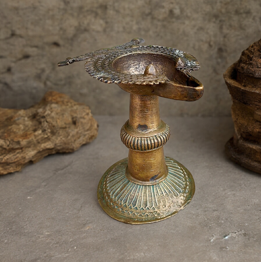 Old Dokara Style Oil Lamp