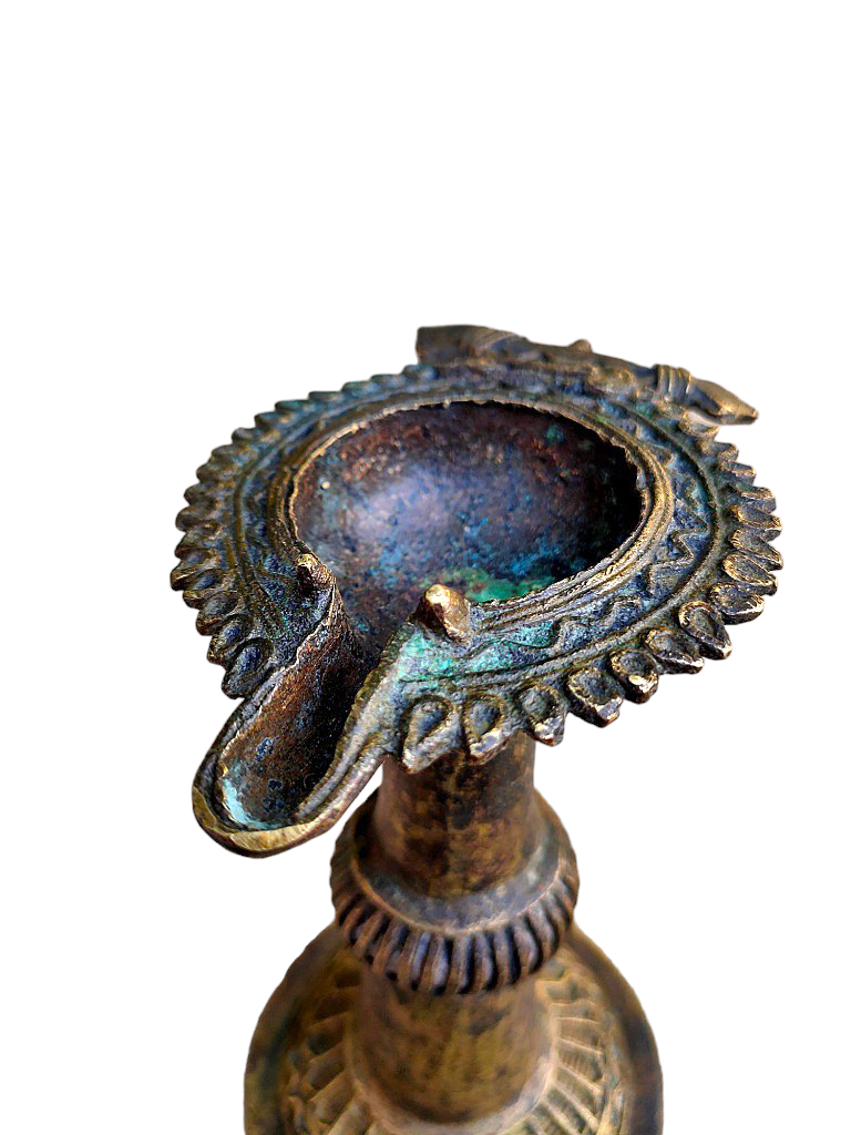 Old Dokara Style Oil Lamp