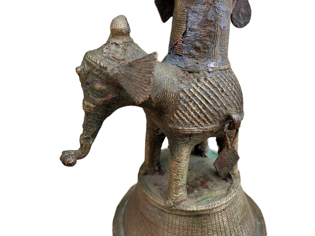 Old Dokara Style Oil Lamp Elephant Carved