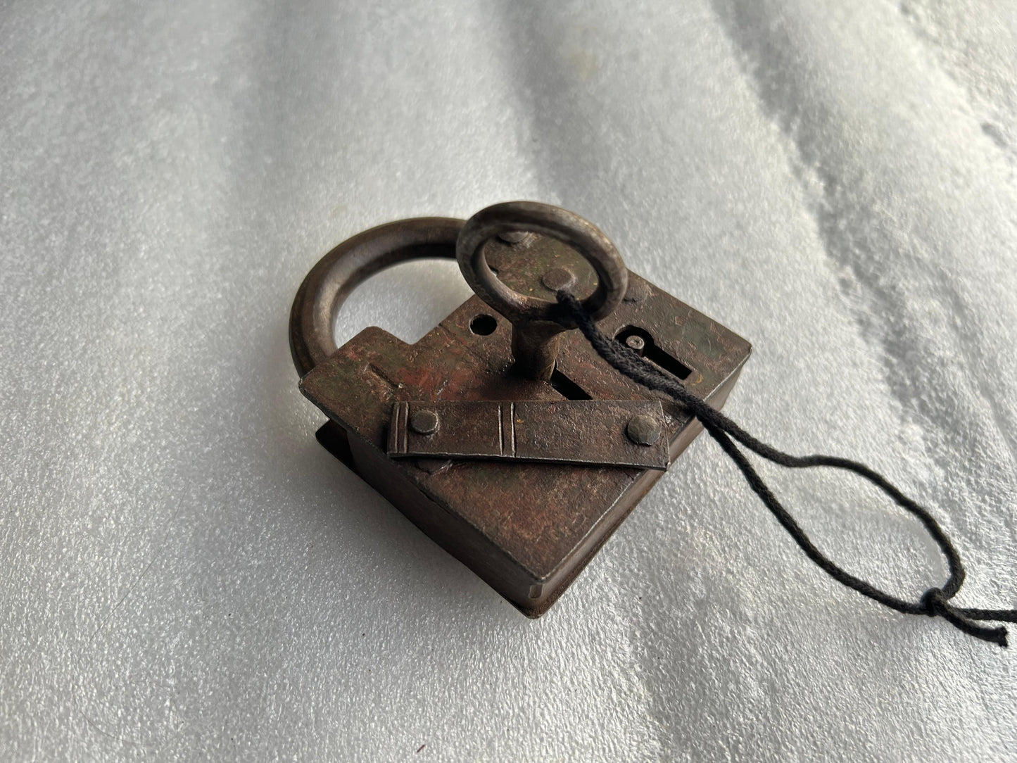 Iron Tricky Padlock Hidden Key Hole